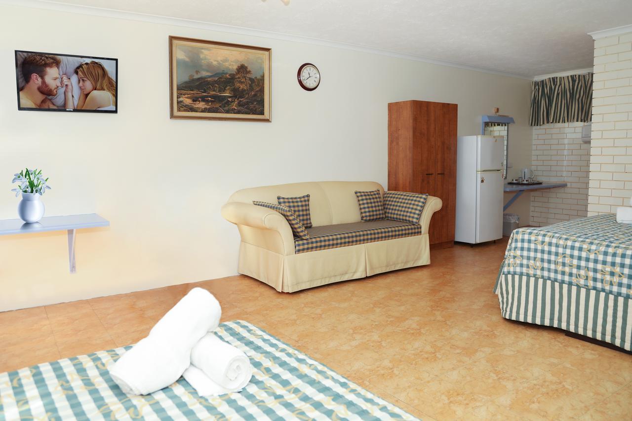 Queenslander Motel Gold Coast Exterior photo