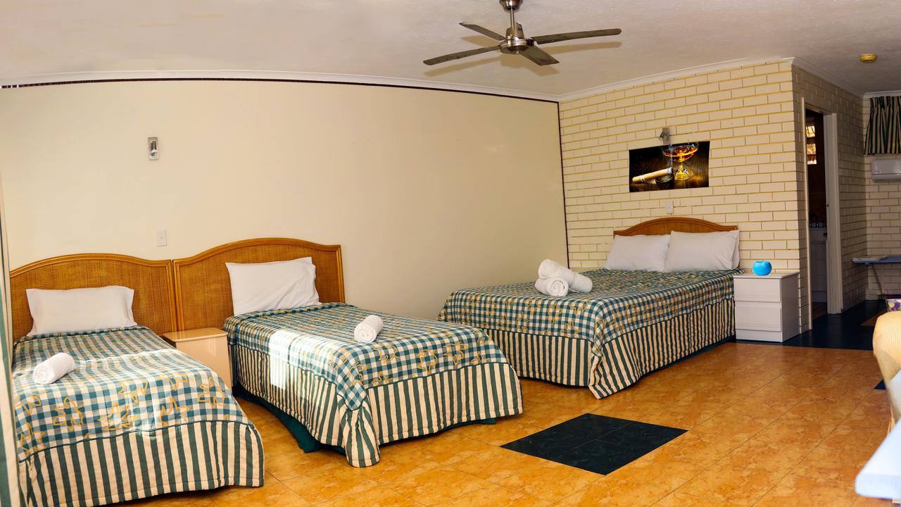 Queenslander Motel Gold Coast Exterior photo