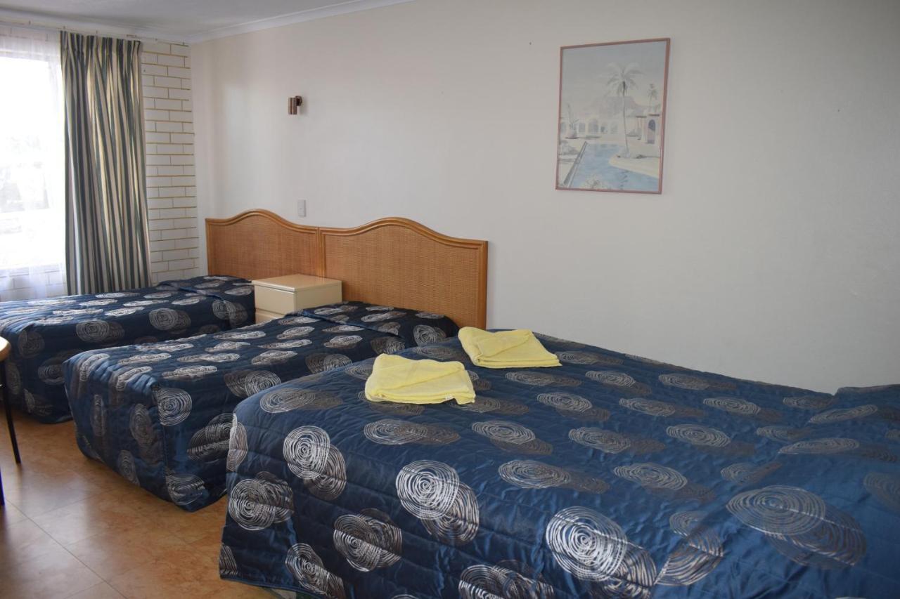 Queenslander Motel Gold Coast Exterior photo